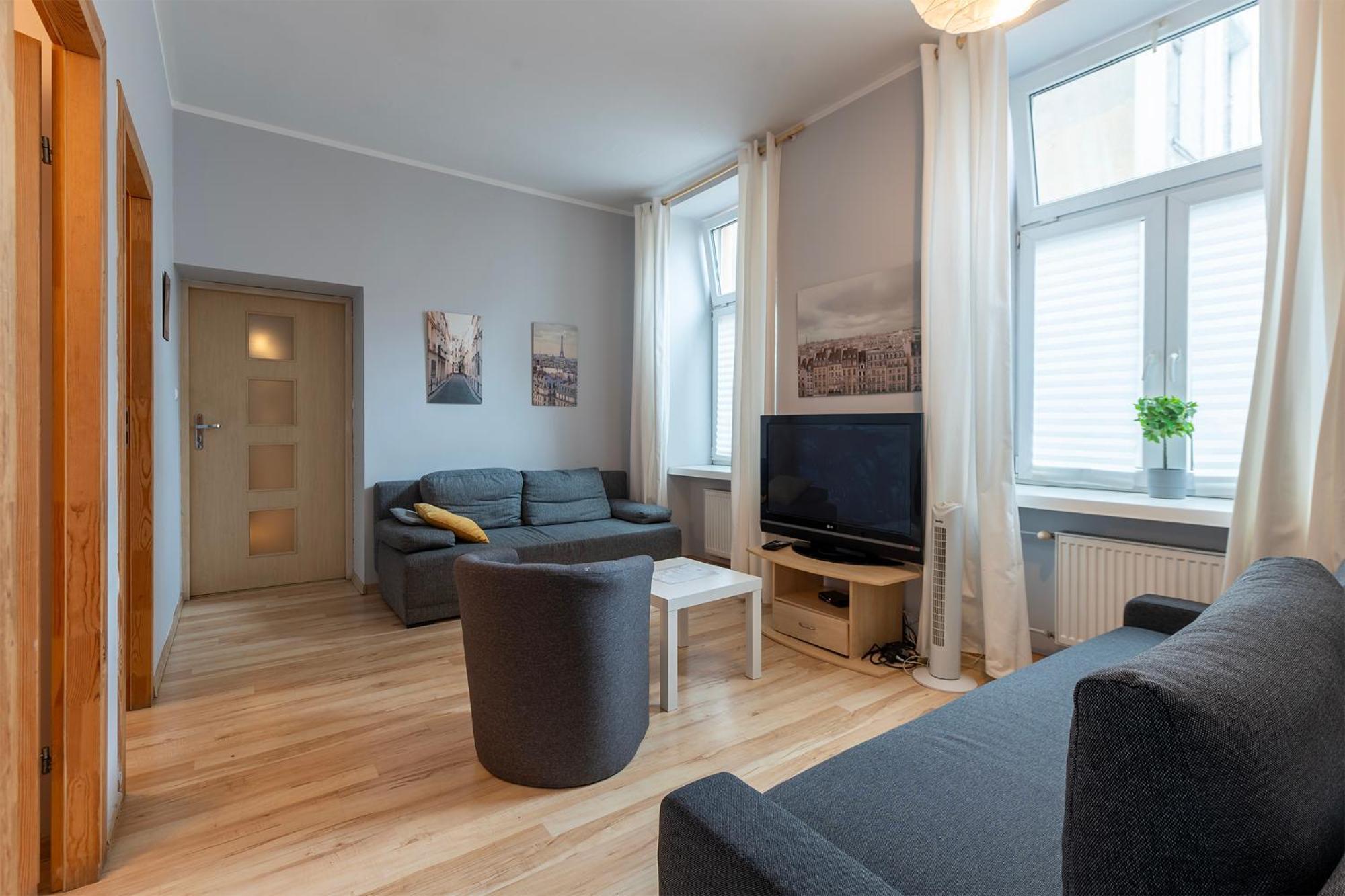 Essence Of Lodz-145M!Central-Secured-Comfy18Ppl!&Freeparking Ngoại thất bức ảnh